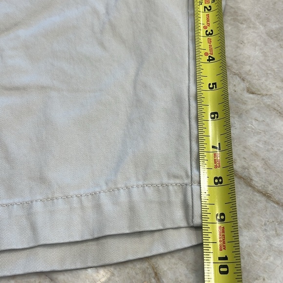Izod | Saltwater Chinos Flat Front Shorts | 100% Cotton | Stone | Men’s 36 Waist - Picture 4 of 10